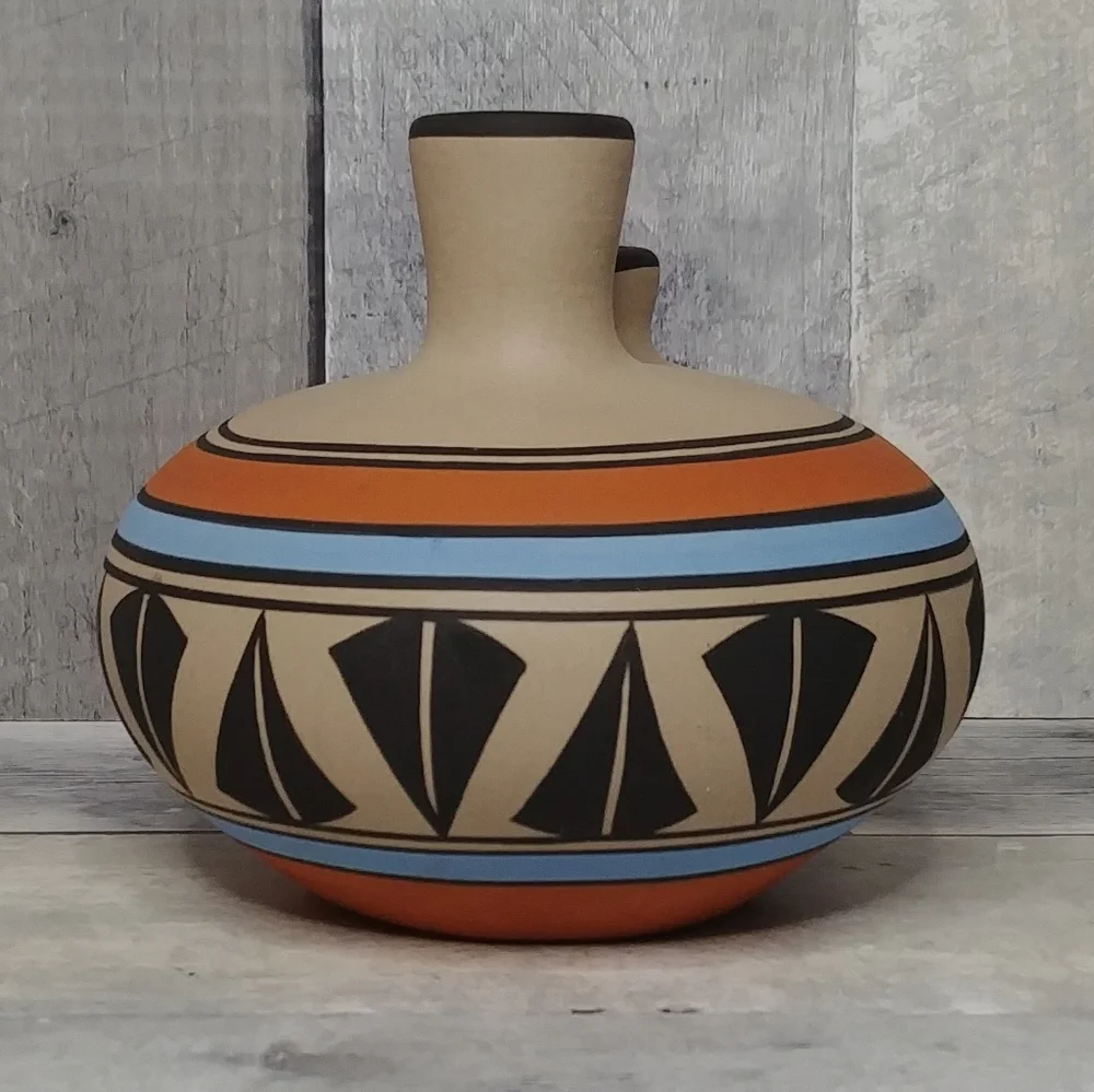Aadam American Southwest Pottery Double Spout Vase Vessel Signed Excellent